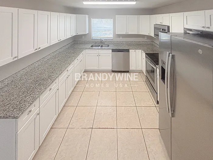 803 E Baker St — Photo 6