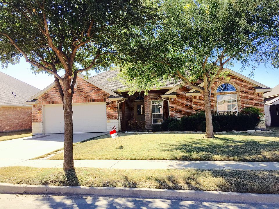 1st image of 336 Lottie Ln