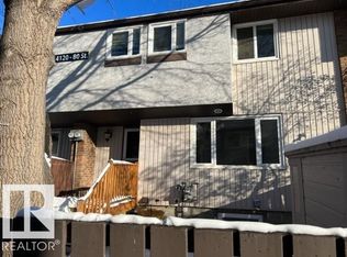 Norshire Gardens, Edmonton, AB T5C 1L6