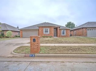 1157 Shelly Rd, Yukon, OK 73099