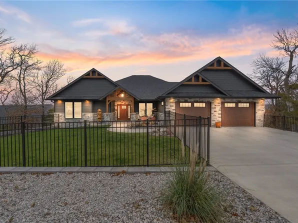 6 Rocky Top Cir, Holiday Island, AR 72631