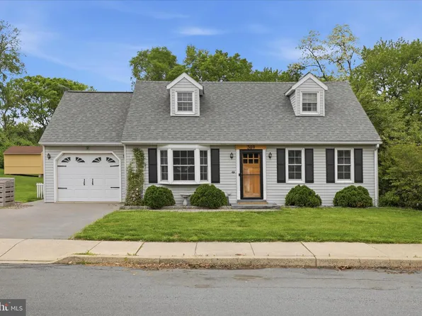 369 Lake St, Ephrata, PA 17522