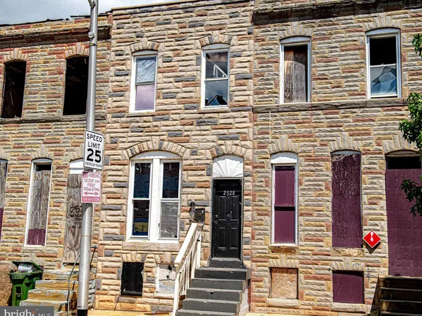 2528 E Oliver St, Baltimore, MD 21213