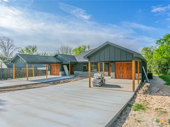 395 W Avenue J, Belton, TX 76513