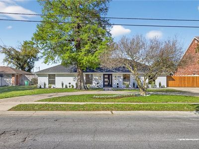 1100 Transcontinental Dr, Metairie, LA, 70001
