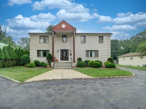 138 W Northfield Rd, Livingston Twp., NJ 07039