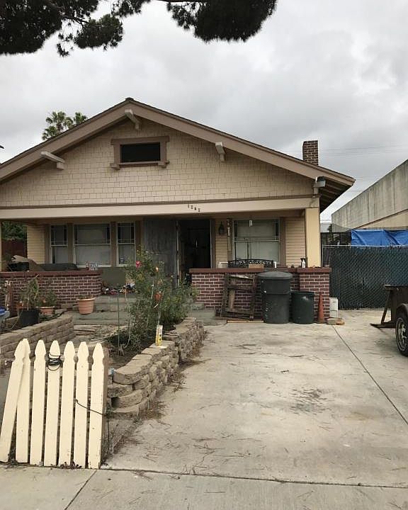 2nd image of 1020 Donlon Ave