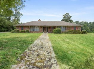 741 W Hawthorne Rd, Leesville, LA 71446