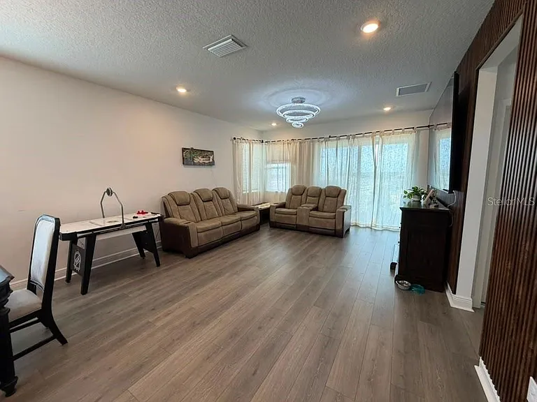 2144 Keystone Pass Blvd — Photo 16