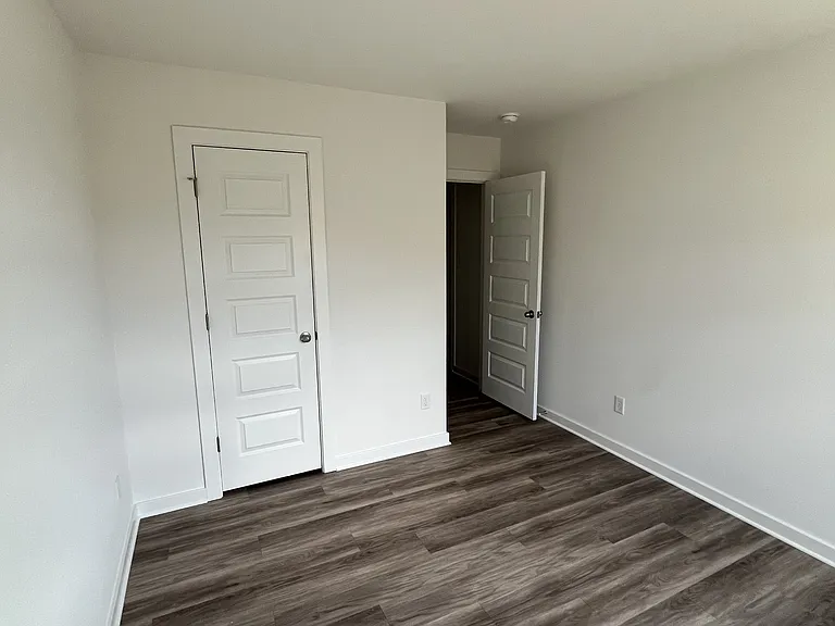 525 Arizona St — Photo 21