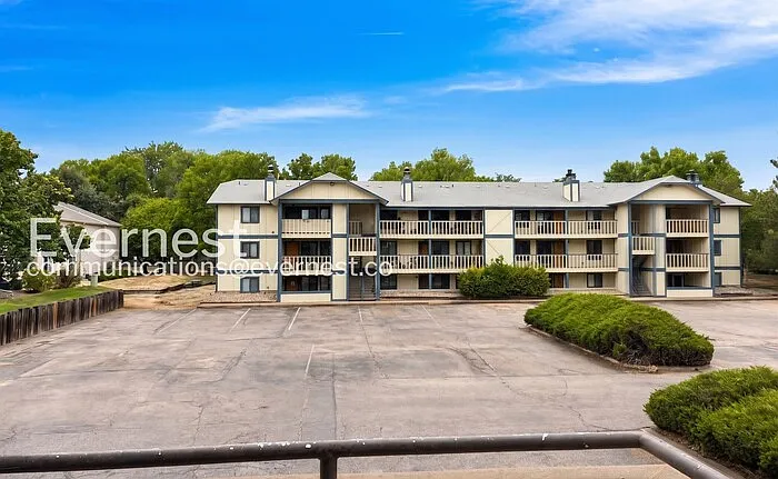1301 University Ave #C201 — Photo 16