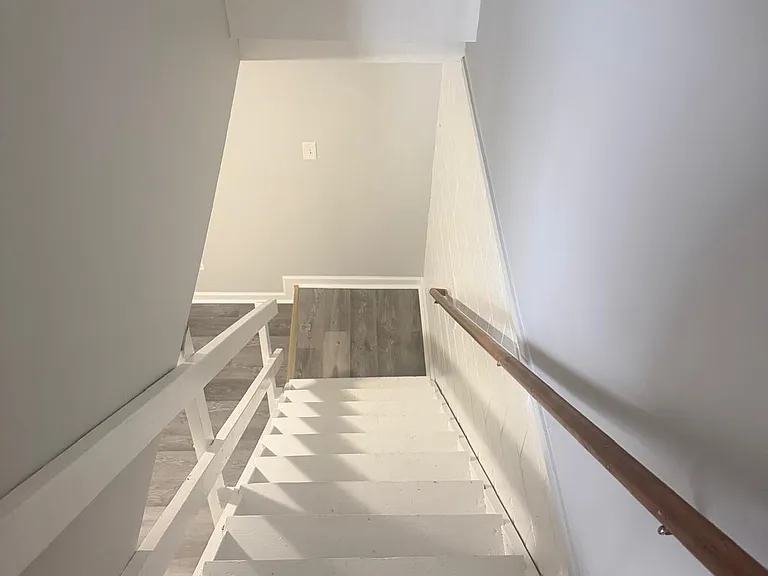 700 N Adelaide St #112 — Photo 19