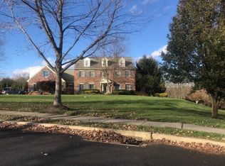 111 Brinkley Dr, Sellersville, PA 18960