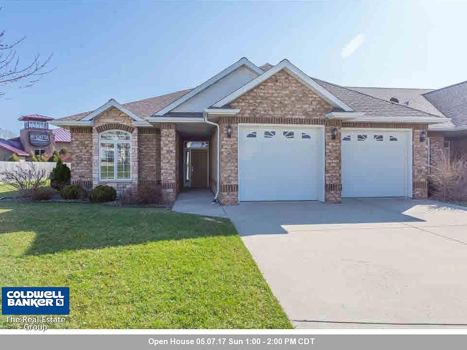 1st image of 2421 Marina Cir