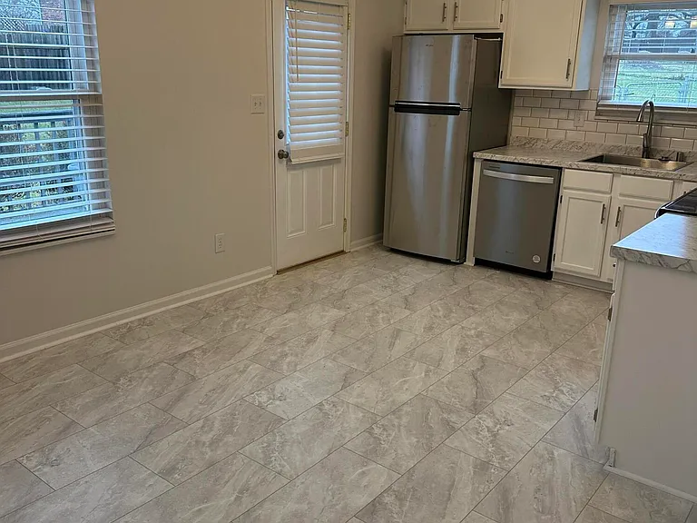 1607 Greenland Ct — Photo 19