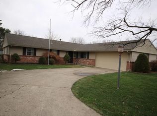 1032 Georgian Dr, Dayton, OH 45429