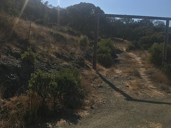 4th image of 17545 Chesbro Lake Dr