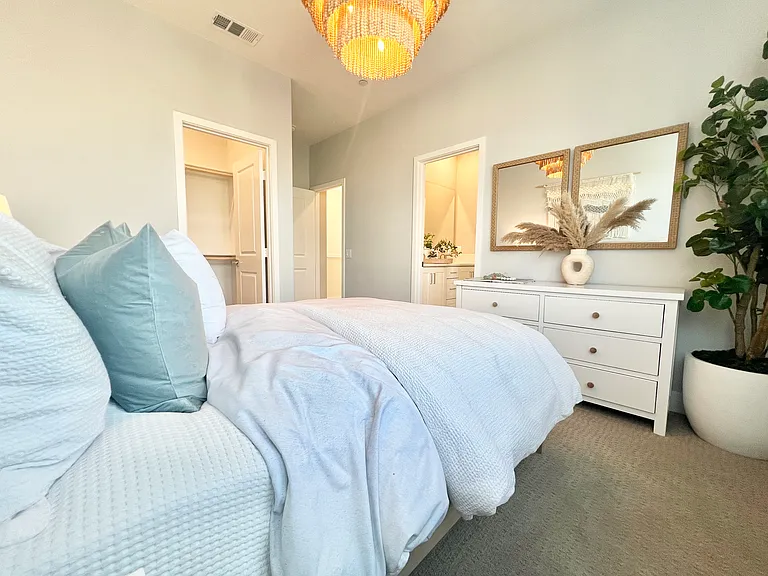 27360 Snow Creek Pl — Photo 1