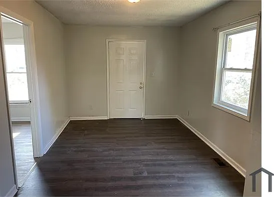 2110 Tuscaloosa St — Photo 7