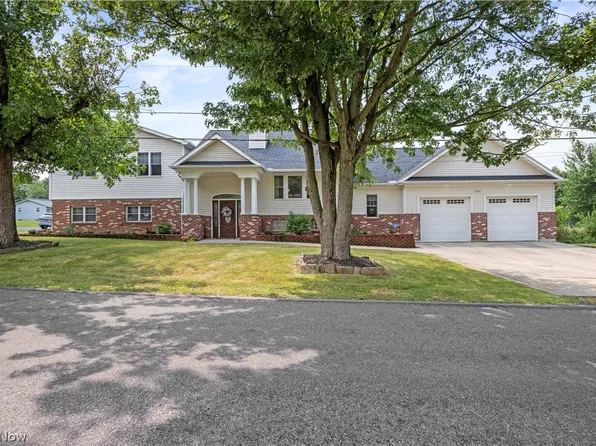 6160 Ethel Ave, Elyria, OH 44035