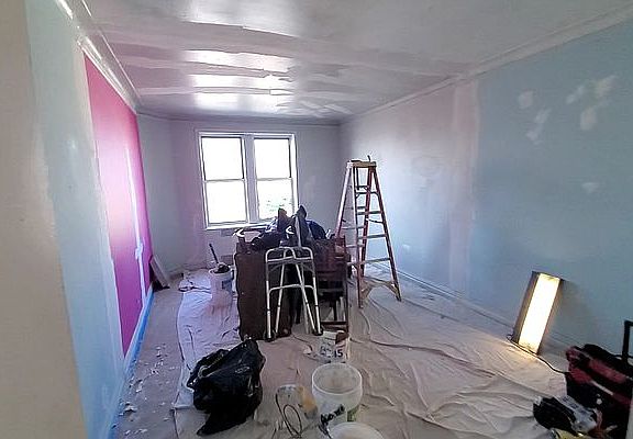 3rd image of 2285 Bathgate Ave #F1