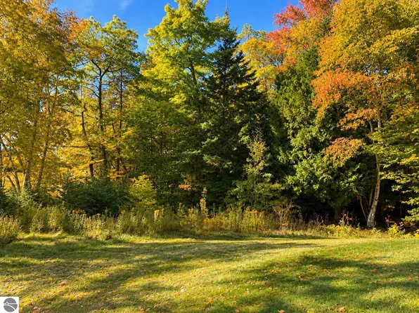 0 Spruceview Ln, Mackinac Island, MI 49757