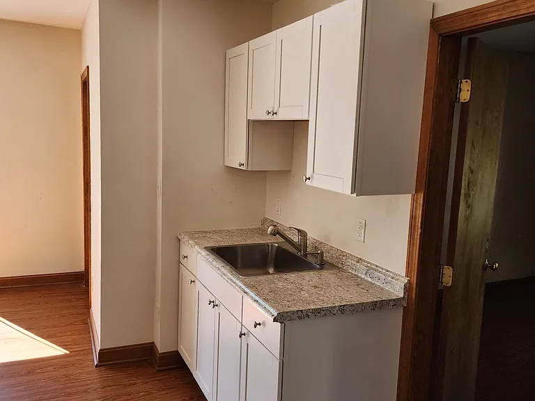 1655 Main St #2 — Photo 9