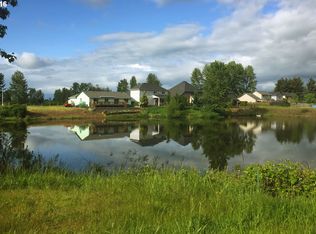 2270 Blue Heron Ln, Eugene, OR 97402