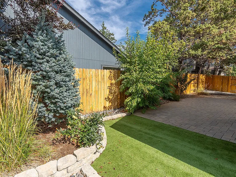 21142 Azalia Ave — Photo 27