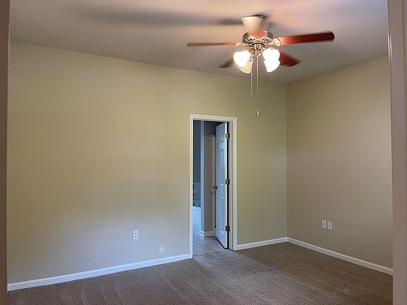 5th image of 40330 Creekway Cove Ct