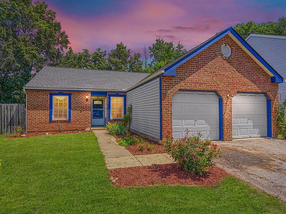 5th image of 1692 Westmeadow Dr