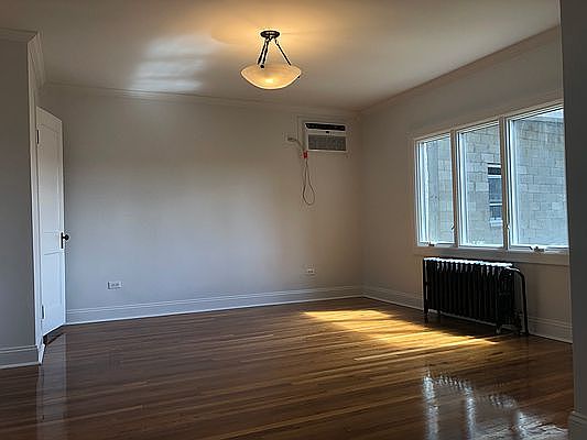 2nd image of 3008 Johnson Ave #2
