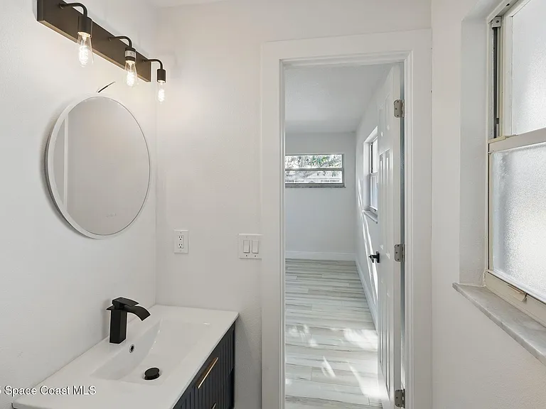280 Antigua Dr — Photo 16