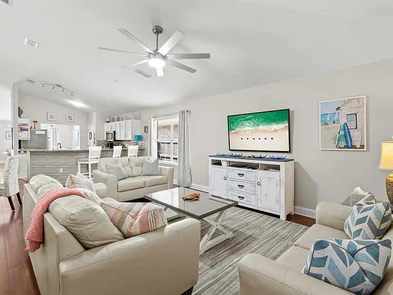 147 Sandy Cay Dr — Photo 6