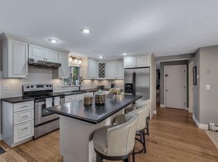 52 Buccaneer Way, Mashpee, MA 02649