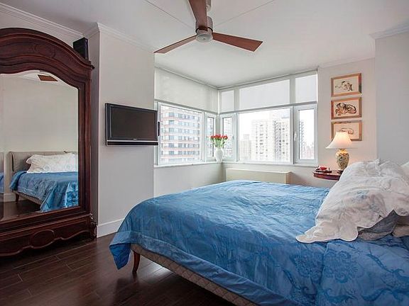 4th image of 404 E 76th St APT 25C