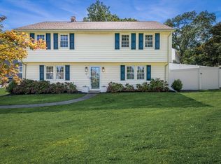 12 Freedom Rd, Woburn, MA 01801