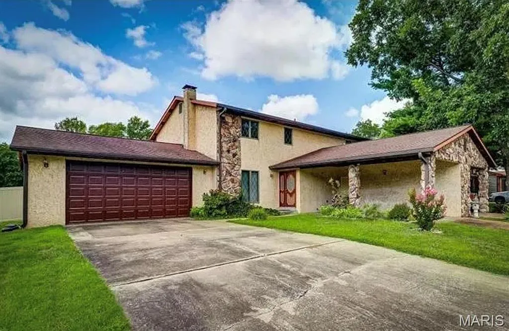 3 bed, 2.0 bath, 1643 sqft, $1,750 — Photo 3