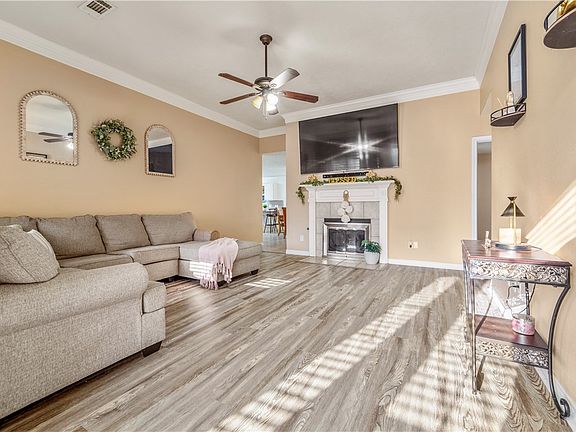 2nd image of 1310 Norfolk Ct