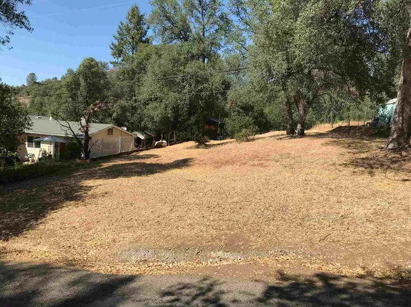 18728 1st Ave, Tuolumne, CA 95379