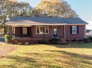 3003 Cambridge Rd, Anderson, SC 29625