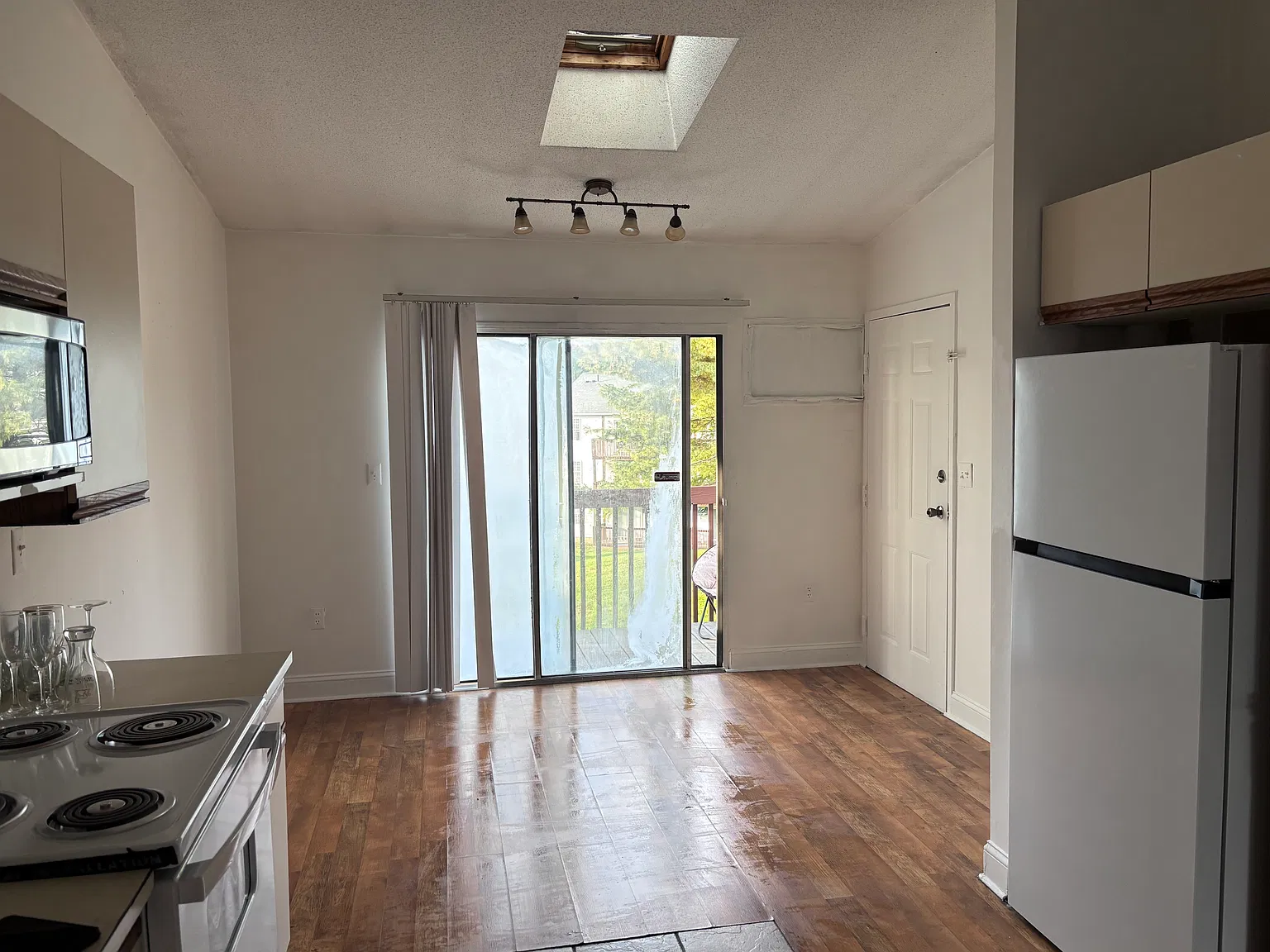 89 Coleman St — Photo 2
