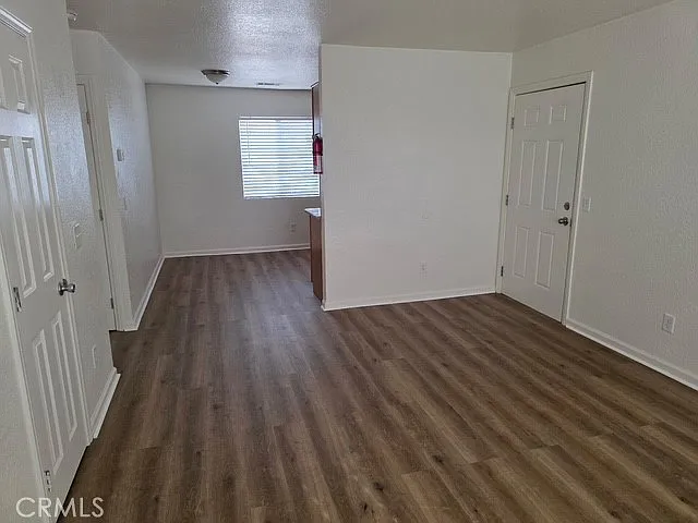 16784 Sultana St — Photo 4