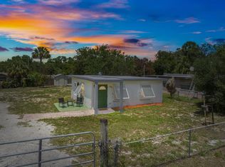 122 Julian Dr, Fort Pierce, FL 34946