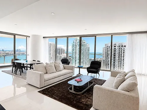 300 Biscayne Boulevard Way #3201 Photo 1