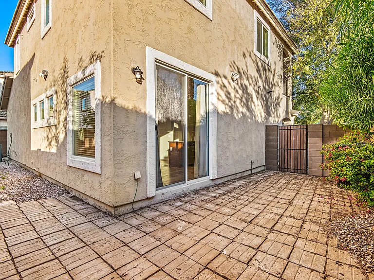 4311 E Carla Vista Dr — Photo 8