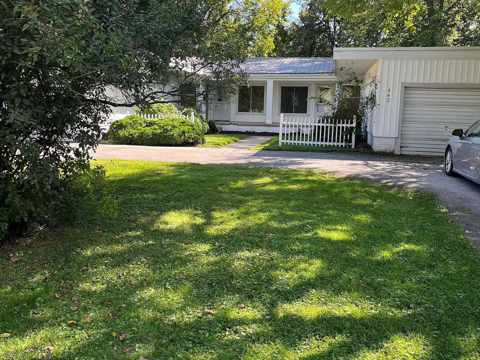 2 bed, 1000 sqft, $1,295 — Photo 2