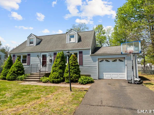 4 Bowen Road, North Haven, CT 06473
