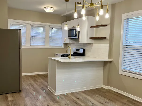 (undisclosed Address), Chicago, IL 60638