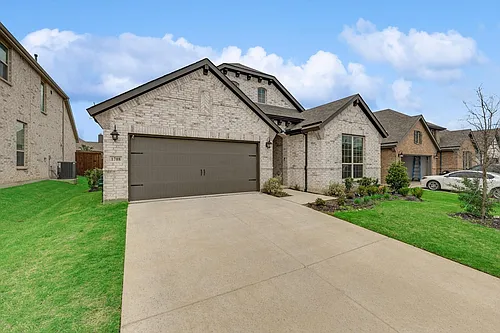 1708 Snowdrop Dr Photo 1